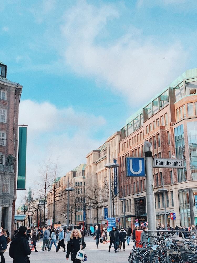Stadtmanufaktur-Methodik-Nutzungskonzepte-fuer-Immobilien-in-Innenstaedten Fußgängerzone in Hamburg