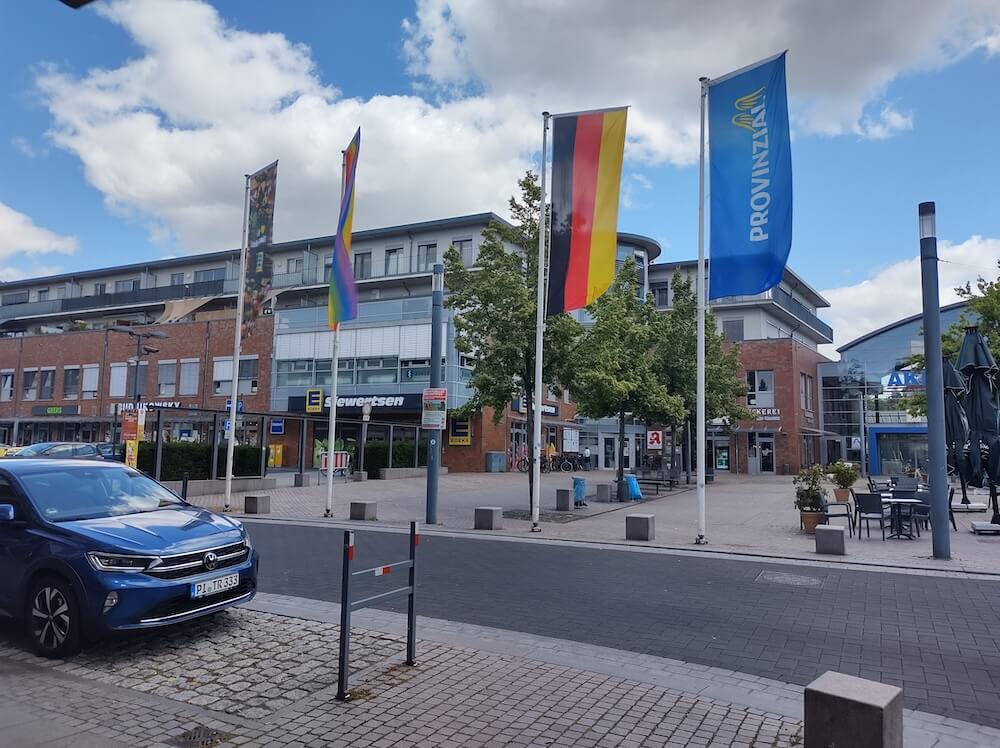 Blick auf einen Platz in Quickborn