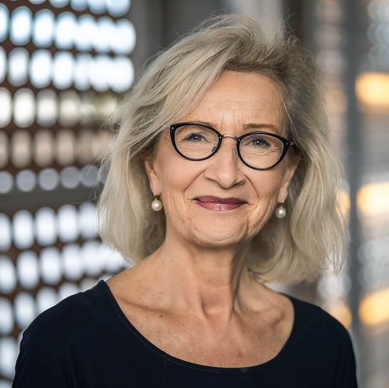 Bernadette Spinnen: A Profile